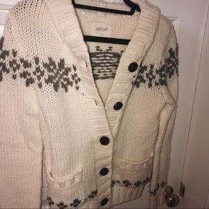 Comfiest Aerie Hooded Sweater!